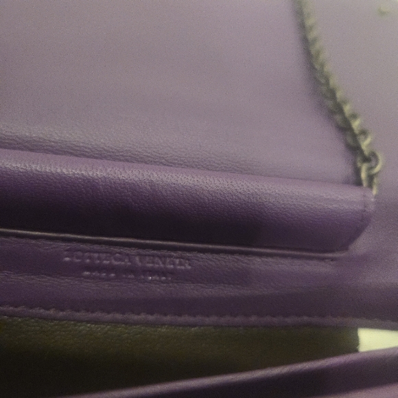 Bottega Veneta Intrecciato Wallet on Chain – Purple - Picture 13 of 17